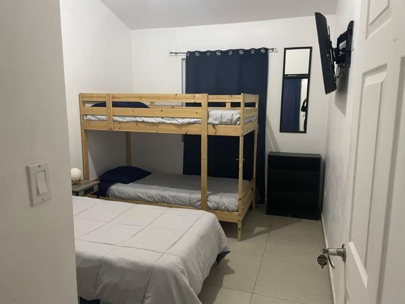 Habitaciones En Casa Casiopea Tijuana Eksteriør bilde